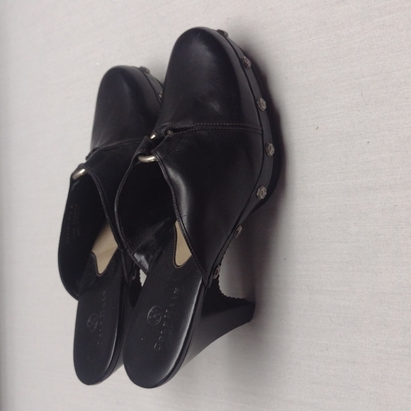 Cole haan slip on shoe - Picture 2 of 5